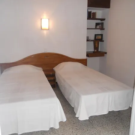Holiday home Casa Plaza Paris *